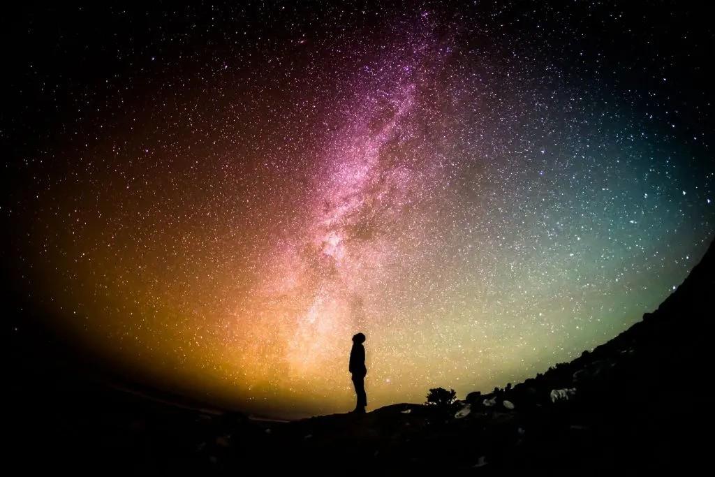 starring at stars
